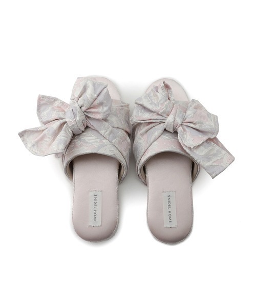 SNIDEL HOME(スナイデルホーム)の「バリエーションリボンスリッパ(ルームシューズ/スリッパ・レディース・ピンク/ピンクベージュ/ブラック×イエロー・FREE)」の5枚目の写真