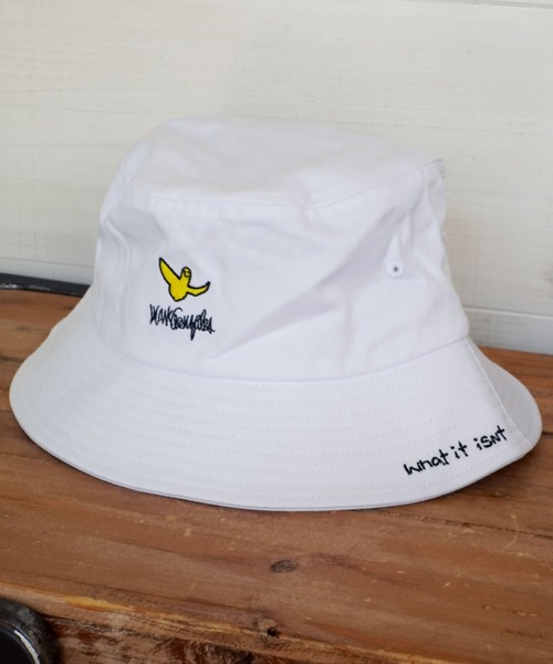 （What it isNt）ART BY MARKGONZALES（ワットイットイズント）の「刺繍 バケット ハット / HAT 【（What it isNt）ART BY MARKGONZALES / (ワットイットイズント) アートバイ マークゴンザレス 】（ハット・メンズ・ブラック/ホワイト/ベージュ系その他/ブラック系その他/ブルー系その他/ベージュ/ホワイト系その他/ネイビー/ホワイト系その他3/ホワイト系その他2/ブラック系その他3/ベージュ系その他3/ブラック系その他2/グリーン/ブラウン・FREE）」の3枚目の写真