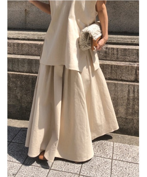 ulu（ウル）の「Linen denim flare skirt（デニムスカート・レディース・ベージュ・FREE）」の2枚目の写真