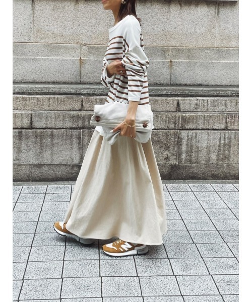 ulu（ウル）の「Linen denim flare skirt（デニムスカート・レディース・ベージュ・FREE）」の4枚目の写真