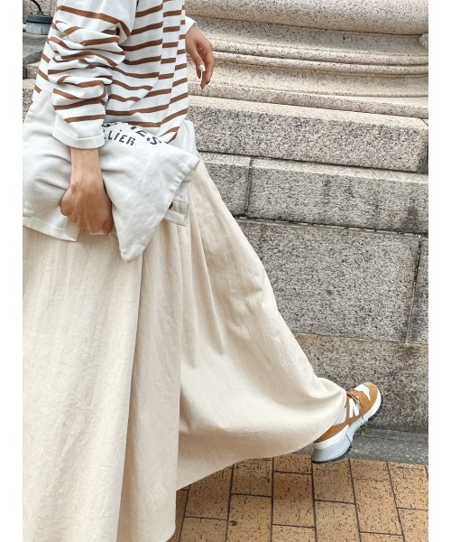 ulu（ウル）の「Linen denim flare skirt（デニムスカート・レディース・ベージュ・FREE）」の5枚目の写真