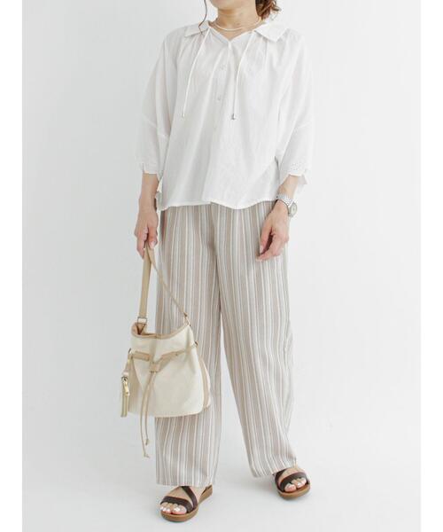 Samansa Mos2 blue(サマンサモスモスブルー)の「斜めストラップサンダル(サンダル・レディース・オレンジ/ダークブラウン/キナリ・MEDIUM/LARGE)」の4枚目の写真