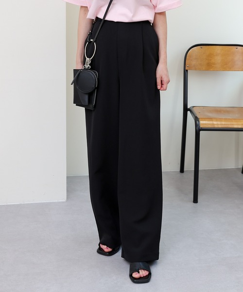 COLONY 2139（コロニートゥーワンスリーナイン）の「サイズ展開あり/ストレッチイージーケアーパンツ(1タックワイド)/ワイドパンツ（スラックス・レディース・ブラック/ベージュ/カーキ/ピンク・SMALL/MEDIUM/LARGE）」の6枚目の写真
