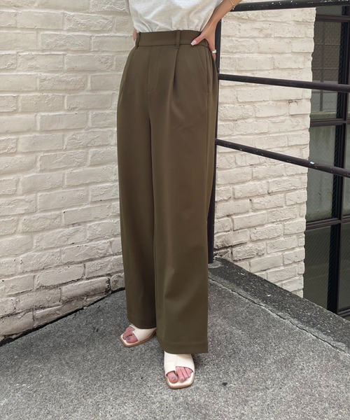 COLONY 2139（コロニートゥーワンスリーナイン）の「サイズ展開あり/ストレッチイージーケアーパンツ(1タックワイド)/ワイドパンツ（スラックス・レディース・ブラック/ベージュ/カーキ/ピンク・SMALL/MEDIUM/LARGE）」の22枚目の写真