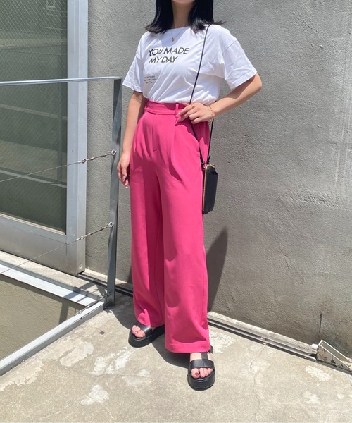 COLONY 2139（コロニートゥーワンスリーナイン）の「サイズ展開あり/ストレッチイージーケアーパンツ(1タックワイド)/ワイドパンツ（スラックス・レディース・ブラック/ベージュ/カーキ/ピンク・SMALL/MEDIUM/LARGE）」の10枚目の写真