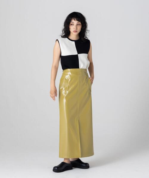 CITEN(シテン)の「<CITEN>パテント風フェイクレザー ナロースカート(スカート・レディース・ブラック/マスタード・S/M)」の3枚目の写真