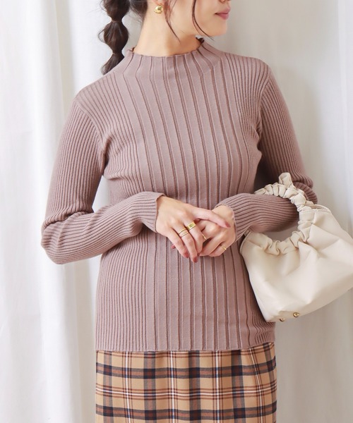 libelle more(リベル モア)の「ランダムリブスフレニット(ニット/セーター・レディース・ブラック/オフホワイト/ピンク/マスタード/モカ・M/L)」の3枚目の写真