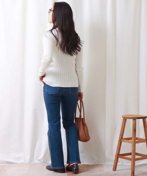 libelle more(リベル モア)の「ランダムリブスフレニット(ニット/セーター・レディース・ブラック/オフホワイト/ピンク/マスタード/モカ・M/L)」の12枚目の写真