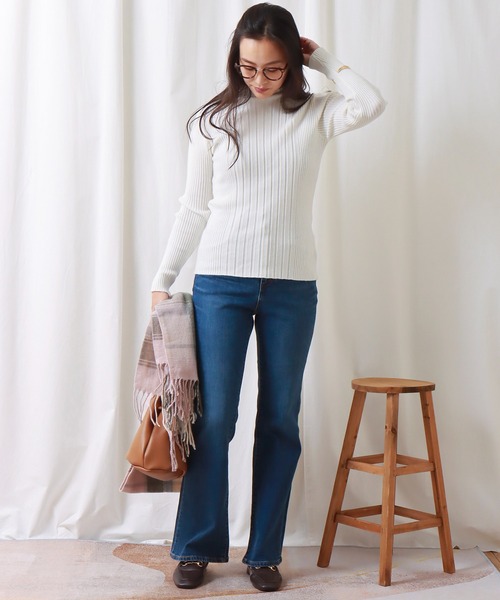 libelle more(リベル モア)の「ランダムリブスフレニット(ニット/セーター・レディース・ブラック/オフホワイト/ピンク/マスタード/モカ・M/L)」の9枚目の写真