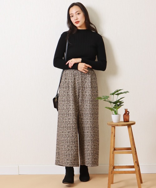 libelle more(リベル モア)の「ランダムリブスフレニット(ニット/セーター・レディース・ブラック/オフホワイト/ピンク/マスタード/モカ・M/L)」の6枚目の写真