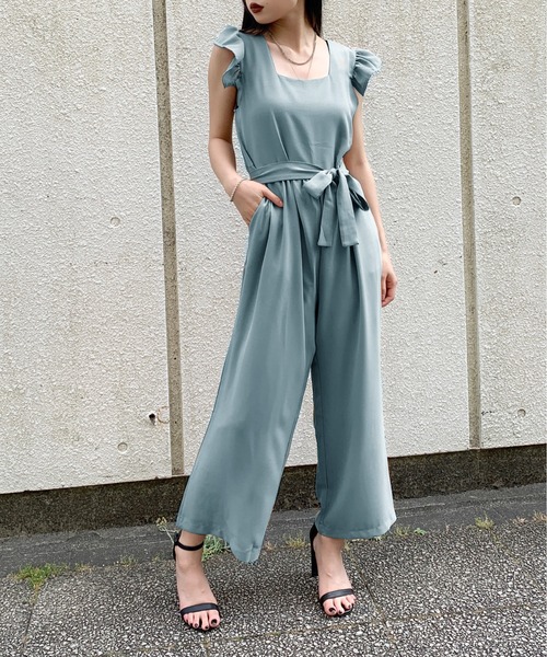 LVEU.(ラブユ.)の「【ZOZOTOWN限定】Frill design combination/フリルデザインコンビネゾン(サロペット/オーバーオール・レディース・ブラック/サックスブルー・FREE)」の2枚目の写真