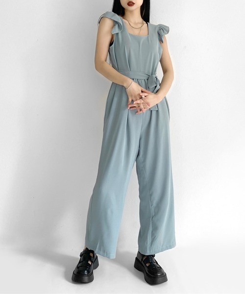 LVEU.(ラブユ.)の「【ZOZOTOWN限定】Frill design combination/フリルデザインコンビネゾン(サロペット/オーバーオール・レディース・ブラック/サックスブルー・FREE)」の4枚目の写真