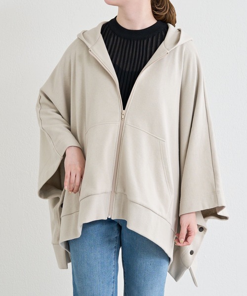russet（ラシット）の「スウェットポンチョ(O-029)（パーカー・レディース・ブラック/ベージュ/グレー/グリーン/マスタード・FREE）」の3枚目の写真