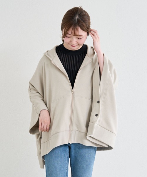 russet（ラシット）の「スウェットポンチョ(O-029)（パーカー・レディース・ブラック/ベージュ/グレー/グリーン/マスタード・FREE）」の13枚目の写真