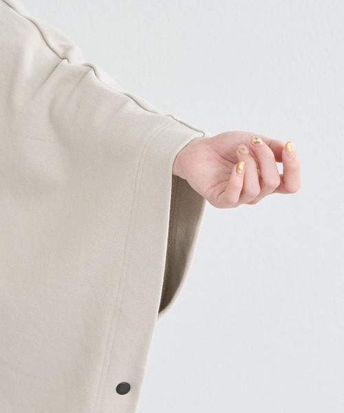 russet（ラシット）の「スウェットポンチョ(O-029)（パーカー・レディース・ブラック/ベージュ/グレー/グリーン/マスタード・FREE）」の18枚目の写真