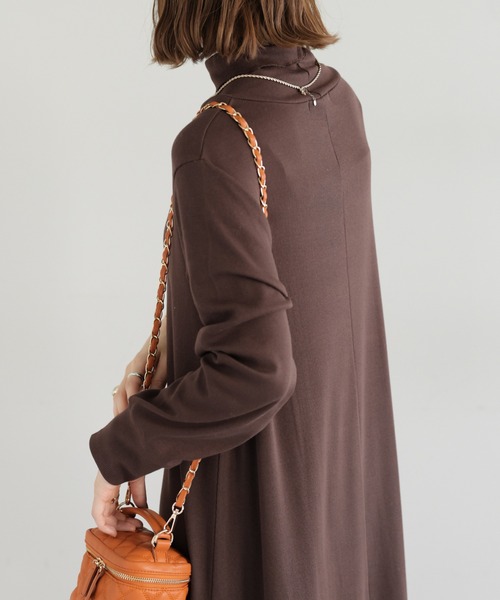 DISCOAT(ディスコート)の「【WEB限定】リブタートルワンピース(ワンピース・レディース・ブラック/ライトグレー/ブラウン・FREE)」の10枚目の写真