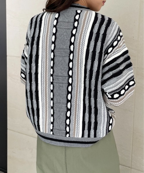 Meli rich(メリーリッチ)の「レトロ90's。3Dジャガードニット(ニット/セーター・レディース・アイボリー系/ブラウン系/グレー系・MEDIUM)」の13枚目の写真