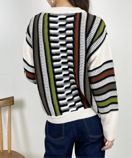 Meli rich(メリーリッチ)の「レトロ90's。3Dジャガードニット(ニット/セーター・レディース・アイボリー系/ブラウン系/グレー系・MEDIUM)」の5枚目の写真