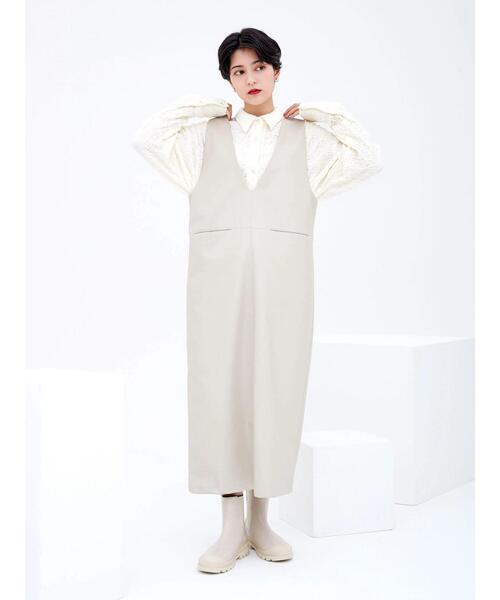 KBF(ケイビーエフ)の「KBF フェイクレザージャンスカ(ジャンパースカート・レディース・ベージュ/その他6/ブラック・FREE)」の16枚目の写真