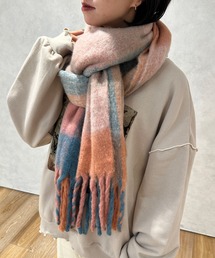 kutir（クティール）の「kutirlune／マルチチェックボリュームマフラー（マフラー・レディース）」