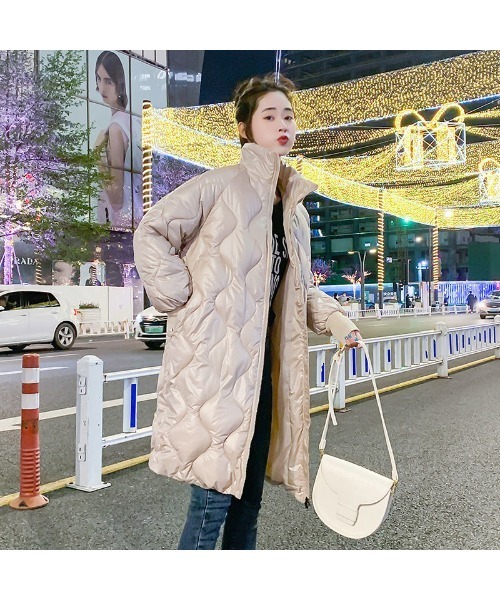 おしゃれスタ(オシャレスタ)の「大人カジュアル光沢感ハイネックロングコート(ダウンジャケット/コート・レディース・ベージュ/ホワイト/ブラック/レッド・S/M/L/XL)」の21枚目の写真