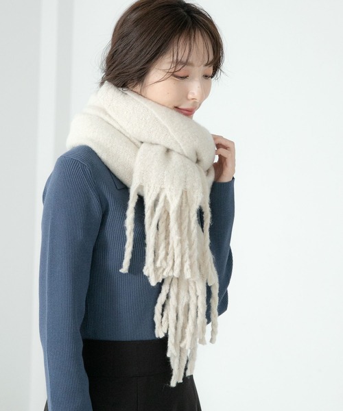 Andemiu（アンデミュウ）の「【WEB限定カラー/ライム】ウォッシャブルシャギーストール176922（ストール/ショール・レディース・アッシュグレー/ライム/オレンジ/アイボリー・FREE）」の2枚目の写真