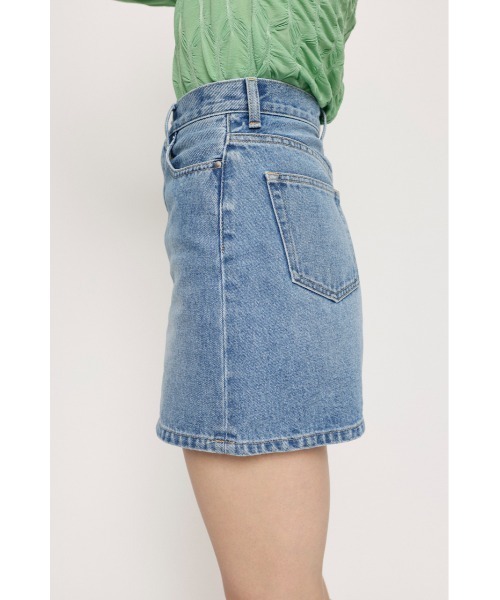 SLY（スライ）の「RYAN JW S/SK-C ライアン ジャストウエスト スカート デニムスカート 台形 セットアップ可能 ミニスカート（デニムスカート・レディース・ライトブルー・2/1/0）」の5枚目の写真