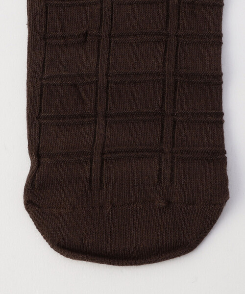 COMME CA ISM（コムサイズム）の「【オンラインストア限定】板チョコ風 アンクルソックス（ソックス/靴下・メンズ・ブラック/ダークブラウン・FREE）」の12枚目の写真