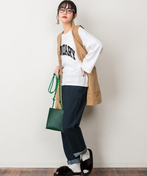 atONE（アットワン）の「atONE ワイドスリーブロゴプリントロンT　長袖（Tシャツ/カットソー・レディース・ホワイト/ブラック/ホワイト系その他/ブラック系その他/ホワイト系その他2/ブラック系その他2/ピンク系その他/ピンクベージュ/ピンク系その他2・F）」の14枚目の写真