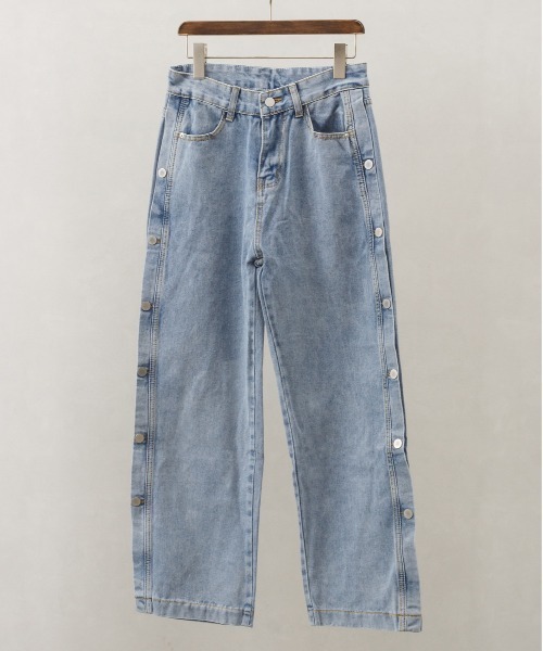 SpRay(スプレイ)の「フェイクサイドボタンデニムパンツ(デニムパンツ・レディース・ブラック/ブルー・LARGE/MEDIUM)」の6枚目の写真