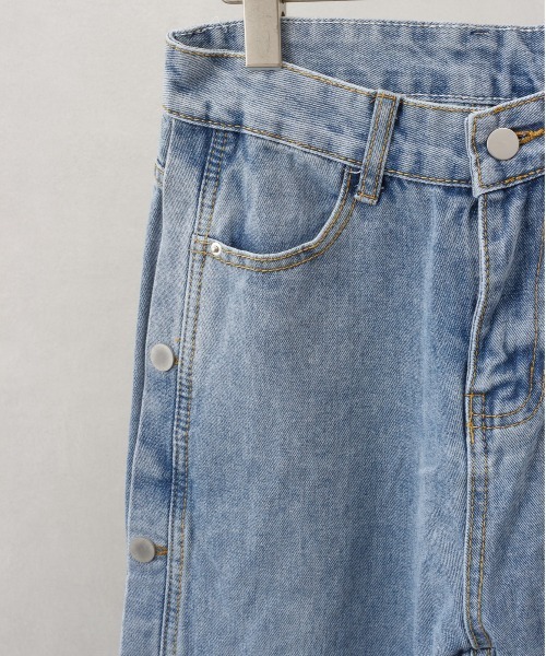 SpRay(スプレイ)の「フェイクサイドボタンデニムパンツ(デニムパンツ・レディース・ブラック/ブルー・LARGE/MEDIUM)」の8枚目の写真
