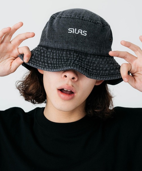 SILAS(サイラス)の「DENIM BUCKET HAT(ハット・メンズ・ライトインディゴブルー/ブラック・M/L)」の12枚目の写真