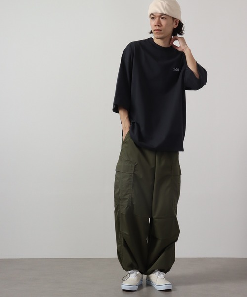 Sunny Smith(サニースミス)の「Sunnysmith 11.6ウルトラヘビーオンス Heavy Smith パームツリー刺繍Tシャツ 半袖(Tシャツ/カットソー・メンズ・チャコール/オフホワイト/レッド・F)」の10枚目の写真