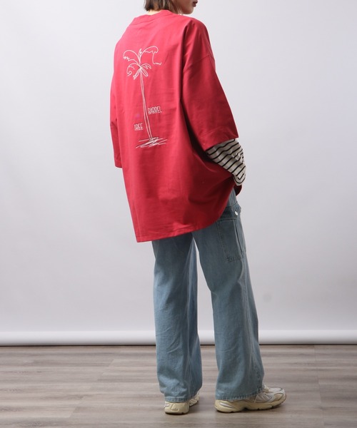 Sunny Smith(サニースミス)の「Sunnysmith 11.6ウルトラヘビーオンス Heavy Smith パームツリー刺繍Tシャツ 半袖(Tシャツ/カットソー・メンズ・チャコール/オフホワイト/レッド・F)」の16枚目の写真