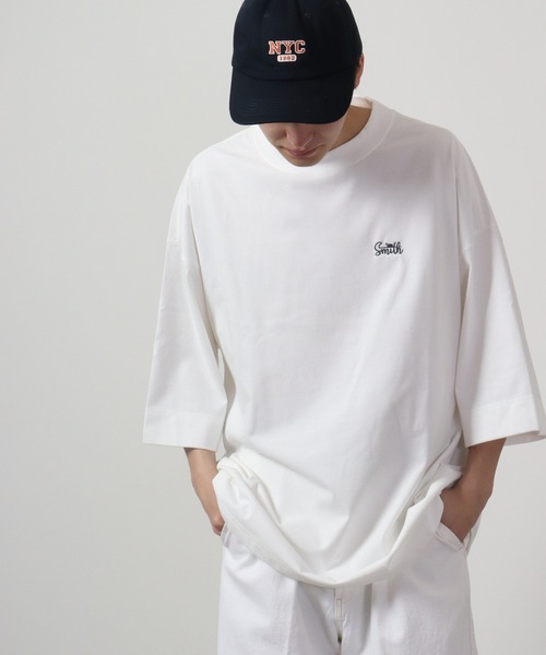 Sunny Smith(サニースミス)の「Sunnysmith 11.6ウルトラヘビーオンス Heavy Smith パームツリー刺繍Tシャツ 半袖(Tシャツ/カットソー・メンズ・チャコール/オフホワイト/レッド・F)」の4枚目の写真