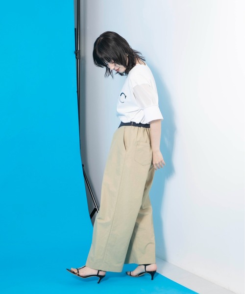 Eimee Law(エイミーロウ)の「デザインタックパンツ(その他パンツ・レディース・ベージュ/ライトグレー/ネイビー・38)」の8枚目の写真