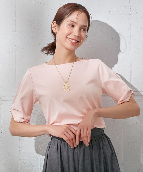 ANY(エニィ)の「【接触冷感】シルケットスムース タックスリーブトップス(Tシャツ/カットソー・レディース・ライトグリーン系/ベージュ系/ブルー系/ブラック系/アイボリー系/オールドローズ系・3/2)」の1枚目の写真