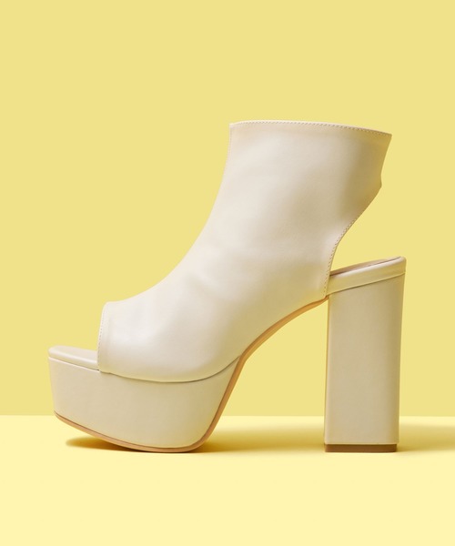 FOREVER 21（フォーエバー トゥエンティーワン）の「厚底ブーツサンダル（サンダル・レディース・ライトブルー/ブラック/ホワイト・SMALL/LARGE/MEDIUM）」の2枚目の写真