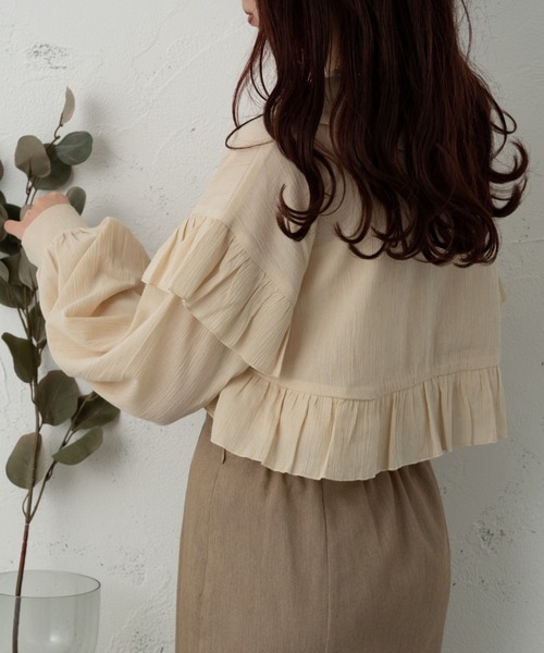 Ambre Ciel(アンブルシエル)の「楊柳フリルブラウス/【WEB/EC限定商品】(シャツ/ブラウス・レディース・ライトベージュ/ブラック/オフホワイト・FREE)」の10枚目の写真