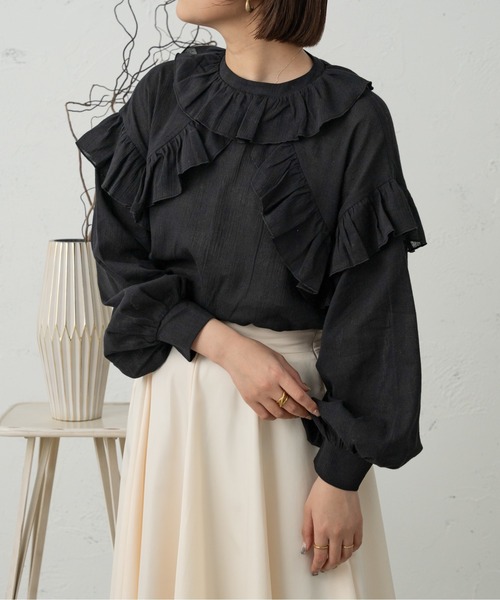 Ambre Ciel(アンブルシエル)の「楊柳フリルブラウス/【WEB/EC限定商品】(シャツ/ブラウス・レディース・ライトベージュ/ブラック/オフホワイト・FREE)」の15枚目の写真