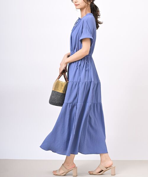 rps（アールピーエス）の「ウエストドロストティアードワンピース（ワンピース・レディース・ブラック/ブルー/ライトカーキ/グレイッシュベージュ・フリー）」の12枚目の写真