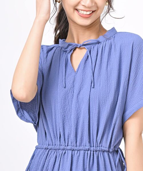 rps（アールピーエス）の「ウエストドロストティアードワンピース（ワンピース・レディース・ブラック/ブルー/ライトカーキ/グレイッシュベージュ・フリー）」の8枚目の写真