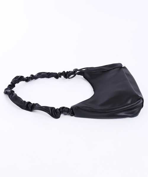 PHILLY(フィリー)の「2WAYギャザーリボンバッグ(ショルダーバッグ・レディース・アイボリー/ブラック・FREE)」の8枚目の写真