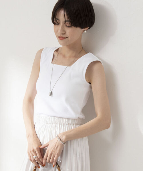 NOLLEY’S（ノーリーズ）の「リブタンクトップ（タンクトップ・レディース・キャメル/ネイビー/オフホワイト/ブラック・38）」の5枚目の写真