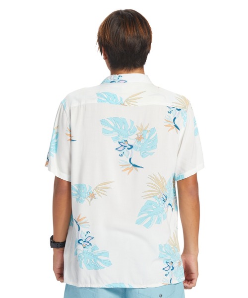 Quiksilver(クイックシルバー)の「THE FLORAL SS/クイックシルバー半袖総柄シャツ(シャツ/ブラウス・メンズ・ブラック/ホワイト/イエロー・MEDIUM/LARGE/X-LARGE/SMALL)」の6枚目の写真