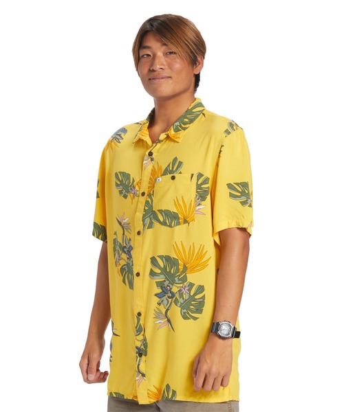 Quiksilver(クイックシルバー)の「THE FLORAL SS/クイックシルバー半袖総柄シャツ(シャツ/ブラウス・メンズ・ブラック/ホワイト/イエロー・MEDIUM/LARGE/X-LARGE/SMALL)」の22枚目の写真