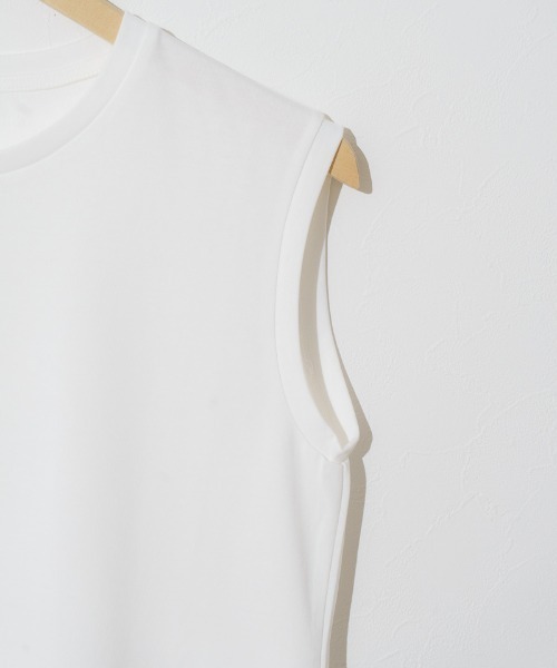 flower（フラワー）の「ベーシックノースリーブトップ（Tシャツ/カットソー・レディース・グレー/ホワイト・FREE）」の6枚目の写真