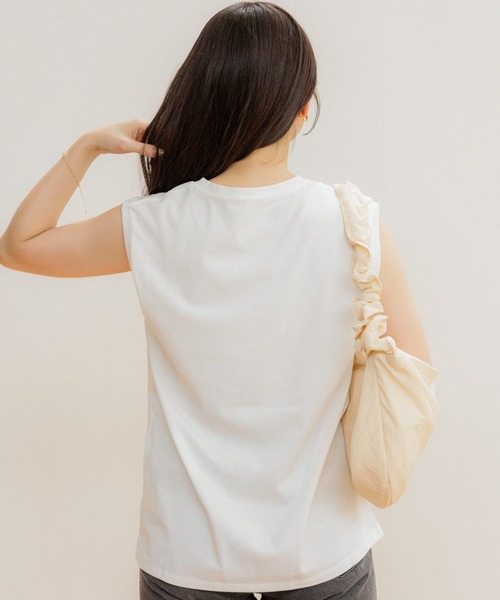 flower（フラワー）の「ベーシックノースリーブトップ（Tシャツ/カットソー・レディース・グレー/ホワイト・FREE）」の14枚目の写真