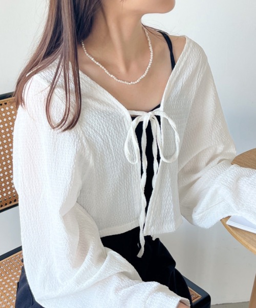 CLEA(クレア)の「フロントリボンボリューム袖ボレロカーディガン(カーディガン/ボレロ・レディース・ブラック/ホワイト・FREE)」の21枚目の写真