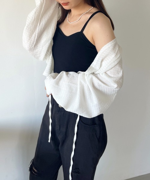 CLEA(クレア)の「フロントリボンボリューム袖ボレロカーディガン(カーディガン/ボレロ・レディース・ブラック/ホワイト・FREE)」の19枚目の写真